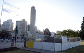 En la ceremonia de esta tarde se descubrir&aacute; un busto de Manuel Belgrano que se emplaz&oacute; frente al Monumento. Foto: Gustavo De Los Rios