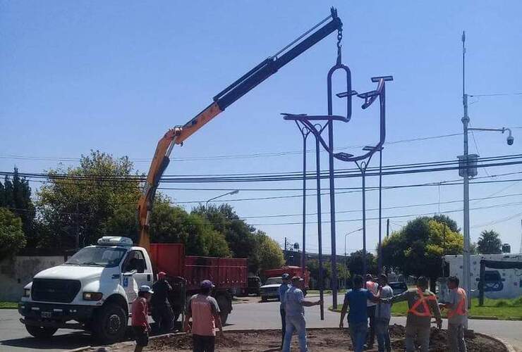 Imagen de 8 de marzo: Inauguran la plazoleta de 'La Equidad'