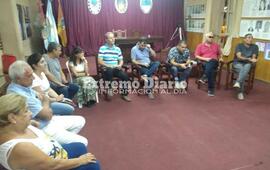 Imagen de Reuni&oacute;n con los vecinos de barrio Cooperativa, Maiorano y GM