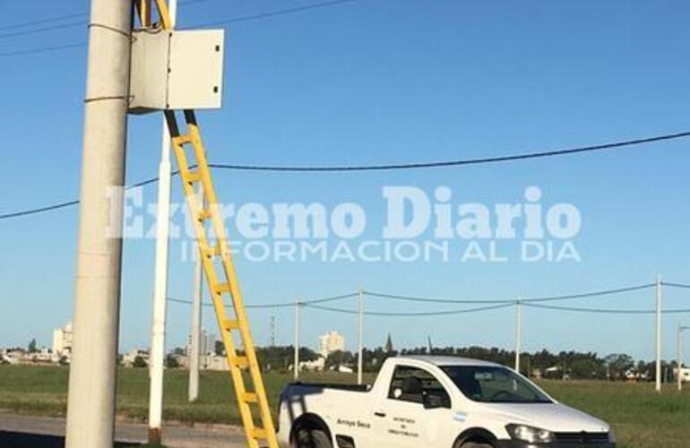 Imagen de La Municipalidad repar&oacute; el alumbrado p&uacute;blico en Don Alejandro