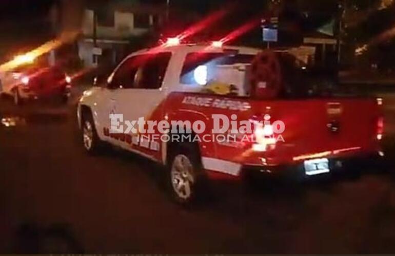 Imagen de Bomberos Voluntarios colabora con la municipalidad a fin de hacer cumplir con la cuarentena