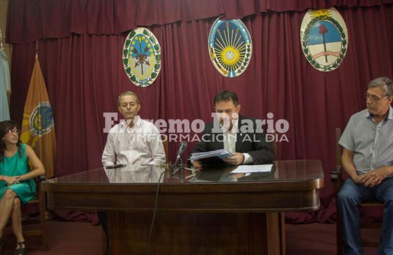 Imagen de El Concejo cr&iacute;tico con la falta de decisi&oacute;n del Gobierno de Nizar Esper