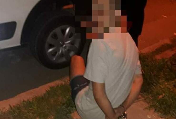 Imagen de Incumplimiento de la cuarentena: Sali&oacute; en bicicleta a fumar un cigarrillo y fue arrestado