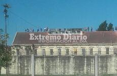 Es porque los presos no reciben visitas.