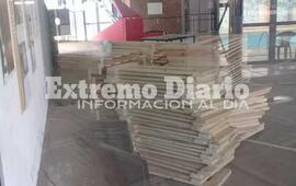 Imagen de Llegaron las 30 camas que ser&aacute;n utilizadas para asistir casos locales