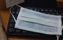 Imagen de Los barbijos se venden desde 50 pesos en la mayor&iacute;a de las farmacias de la ciudad