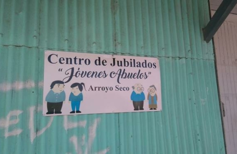 Imagen de Entrega de bolsones de PAMI y campaña solidaria de jóvenes para abuelos