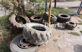 Imagen de 'Piden que nosotros limpiemos y el corral&oacute;n municipal est&aacute; lleno de cubiertas con agua'