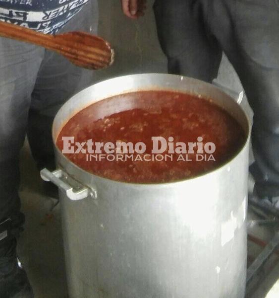 Imagen de �Manos Dadas�: Olla Popular, donaciones y m&aacute;s para colaborar con la gente