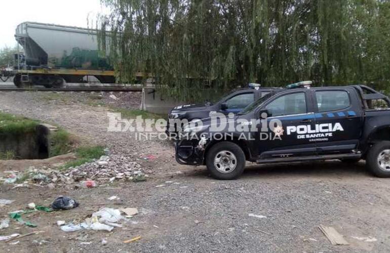 Imagen de Le abrieron las boquillas a un tren de carga y trataron de sustraer cereal