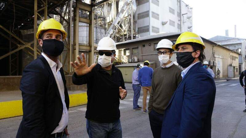 Imagen de El Ministro de Trabajo provincial pas&oacute; por Dreyfus y Basf