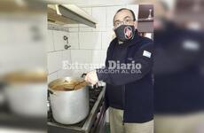 Imagen de Cáritas cocinó guiso y ya lo distribuyeron