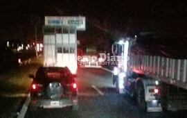 Imagen de Importante congesti&oacute;n de veh&iacute;culos en autopista