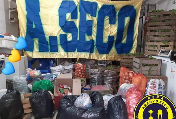 Imagen de La peña Arroyo Seco es de Boca sigue ayudando