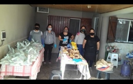 La iniciativa logro repartir 210 litros de chocolatada y 280 bandejas de bizcochuelos