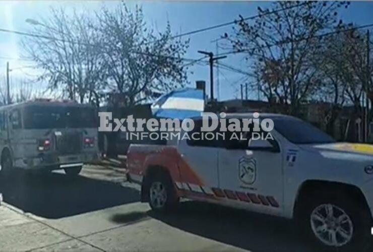 Imagen de 2 de Junio: Nuestros bomberos recorren la ciudad en caravana
