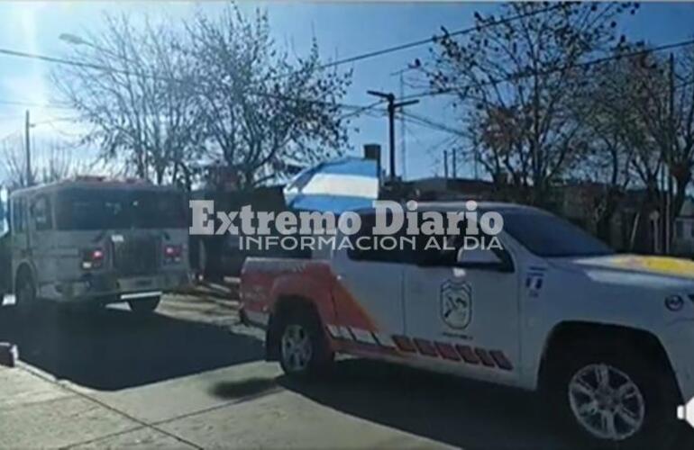 Imagen de 2 de Junio: Nuestros bomberos recorren la ciudad en caravana