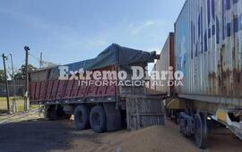 El conductor del cami&oacute;n sali&oacute; ileso.