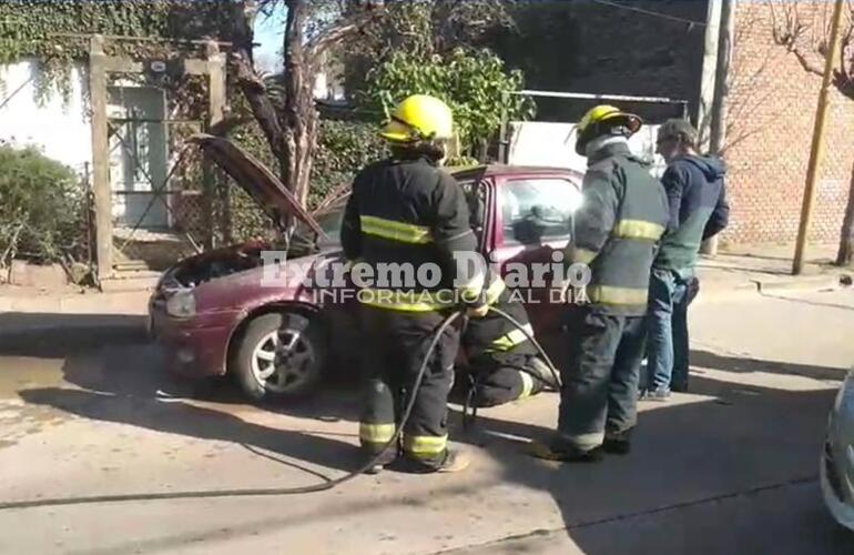 Imagen de 25 de Mayo al 200: Principio de incendio de un automóvil