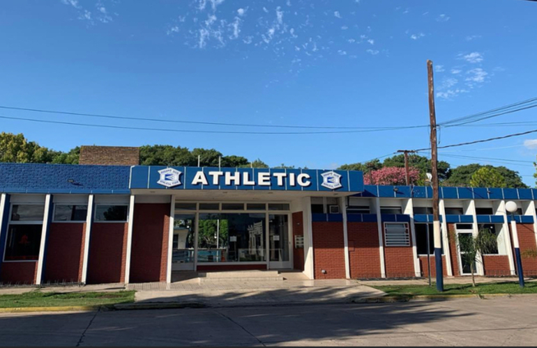 Imagen de A.S.A.C. vuelve a reabrir con la práctica de Tenis y Bochas