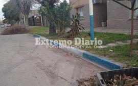 Quedaron restos de paragolpe y frenadas.