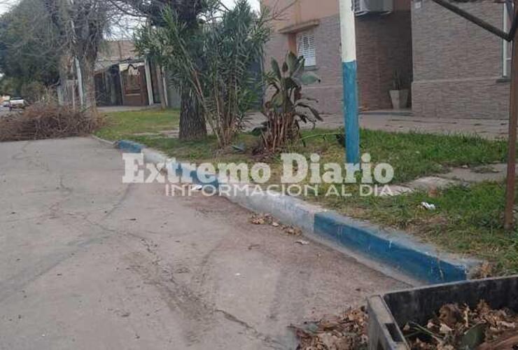 Quedaron restos de paragolpe y frenadas.