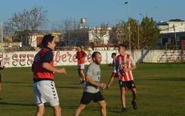 Foto archivo facebook Riberas: La Academia hab&iacute;a vuelto a entrenar pero ahora suspendi&oacute; hasta nuevo aviso.