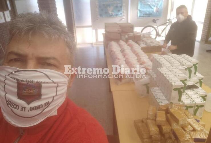 Imagen de Entrega de viandas a alumnos de la EETP N° 650