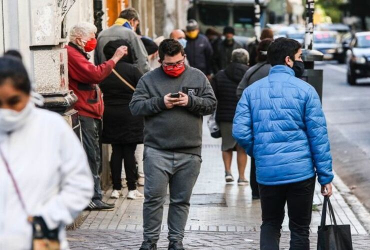 La ciudad de Rosario presenta cada vez más movimiento en las calles. (Alan Monzón/Rosario3)