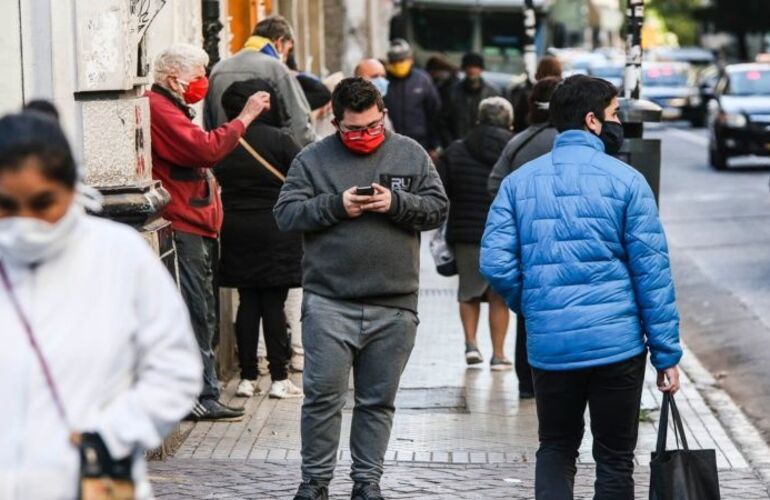 La ciudad de Rosario presenta cada vez más movimiento en las calles. (Alan Monzón/Rosario3)