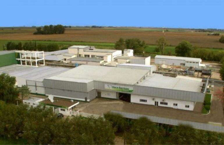 Imagen de La provincia monitorea la situaci&oacute;n de un frigor&iacute;fico en Hughes por un caso positivo de Covid-19