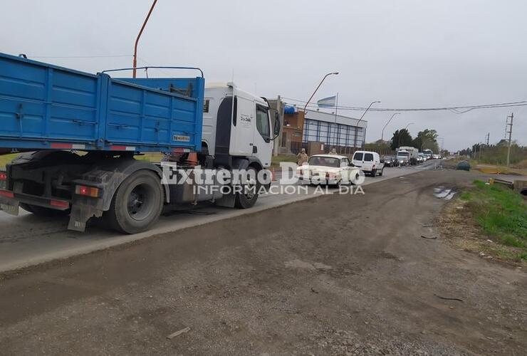 Imagen de Acceso norte: De nadie, a control doble.