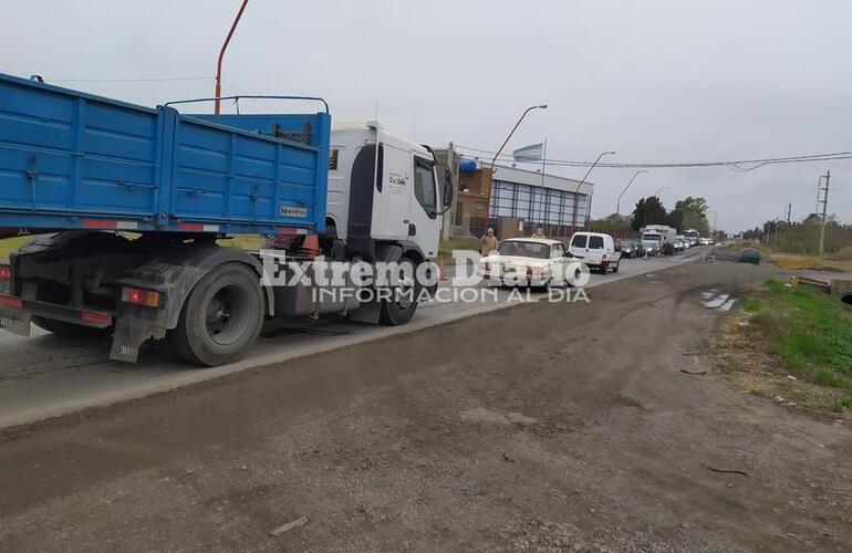 Imagen de Acceso norte: De nadie, a control doble.