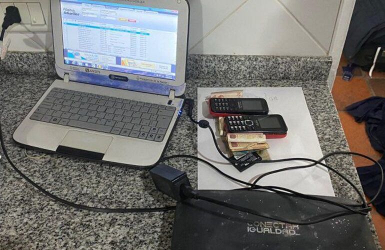 Imagen de Ocho detenidos en Roldán por estafas telefónicas