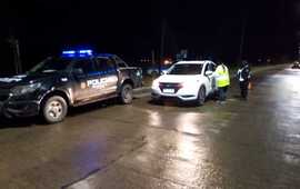A pesar de la lluvia y el fr&iacute;o, personal se aboca a los operativos.