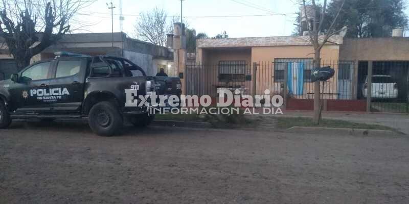 Archivo. La polic&iacute;a acudi&oacute; a Cavour al 700 el domingo pasado por violaci&oacute;n de la cuarentena obligatoria.