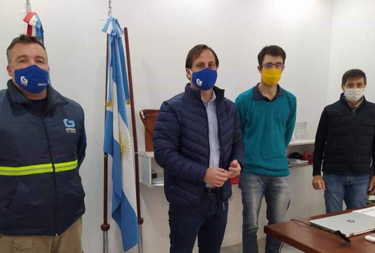El Pte. Comunal Esteban Ferri se reunió con autoridades de la Cooperativa de Teléfono.