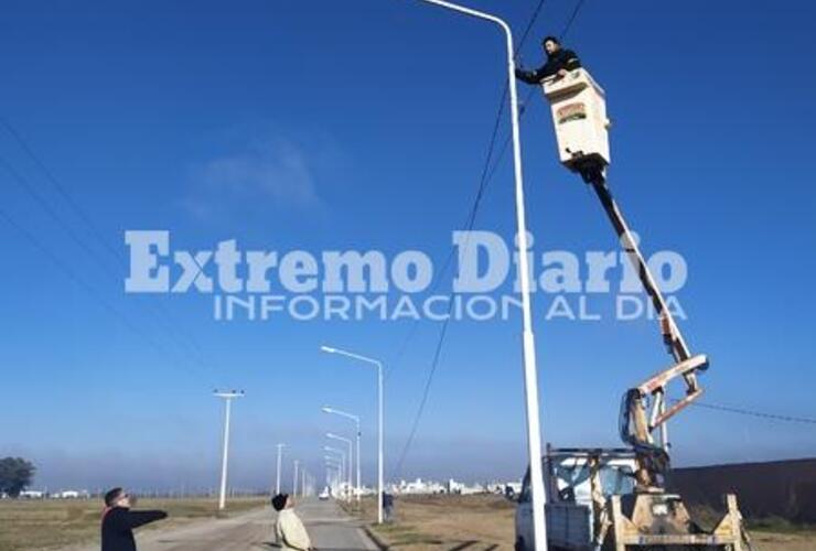 Imagen de La Municipalidad repuso el cable robado del ingreso a Don Alejandro