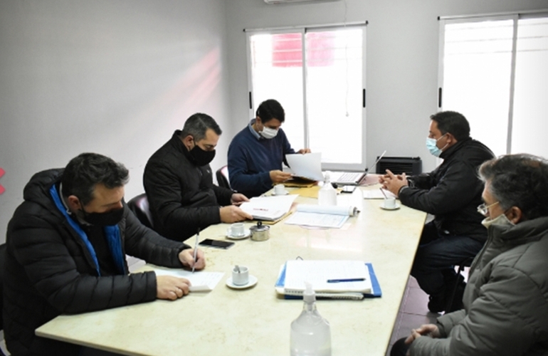 Imagen de Pueblo Esther: Licitaci&oacute;n de obra de cord&oacute;n cuneta calle San Juan