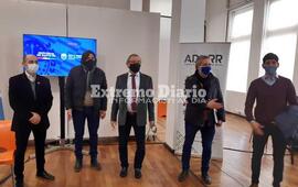 Stangoni presenci&oacute; su presentaci&oacute;n y entrega.