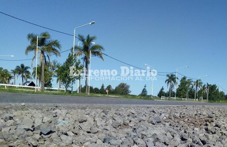 Imagen de La EPE debió realizar una reparación provisoria en TDS para que los vecinos no se queden sin luz por un problema interno