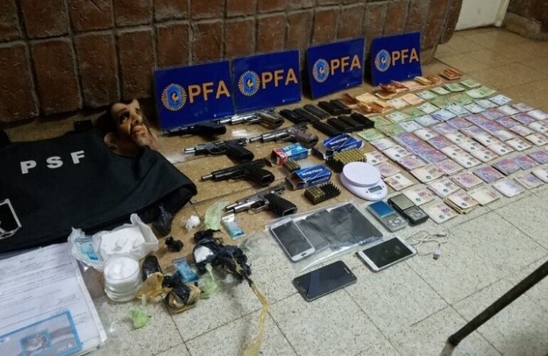 Los allanamientos realizados en las &uacute;ltimas horas permitieron avanzar en la investigaci&oacute;n de la banda. (PFA)