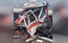 As&iacute; qued&oacute; uno de los camiones que particip&oacute; del siniestro en la Autopista a Santa Fe.