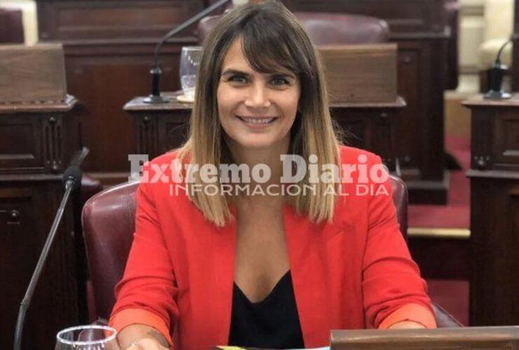 La diputada provincial Amalia Granata presentó un proyecto de ley.