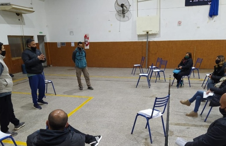 El encuentro se dio en el sal&oacute;n de la instituci&oacute;n sobre calle Sarmiento 244.