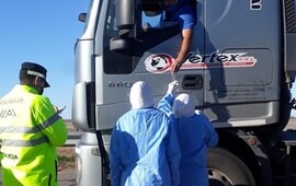 Imagen de Comienzan a pedir hisopado negativo para ingresar a Santa Fe: las actividades exceptuadas