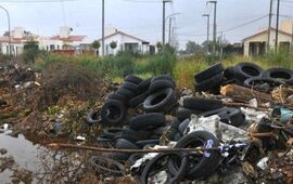 En un basural. En esta poblaci&oacute;n ya no se ver&aacute;n las gomas, que en lugar de ser quemadas se reutilizar&aacute;n.