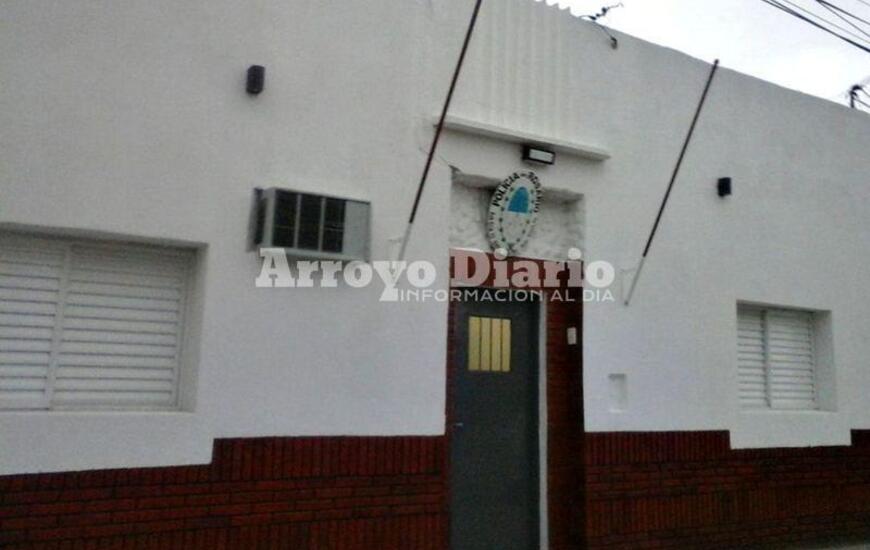 En la dependencia aguardaban por la declaraci&oacute;n de los damnificados.