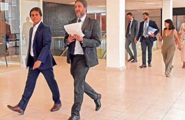 De frente. Luis Schiappa Pietra y Matías Edery encabezan la investigación que derivó.en las acusaciones.