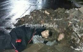 40 minutos en el suelo. Maxi Torres tras el accidente y mientras esperaba la ambulancia.